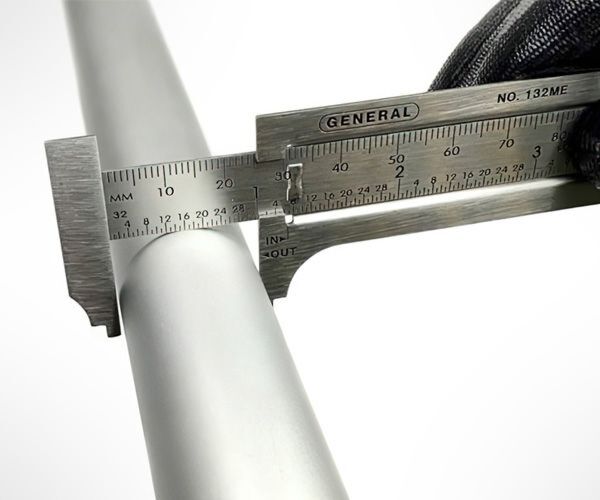 Måling af rør med skydelære – præcis kontrol af udvendig diameter