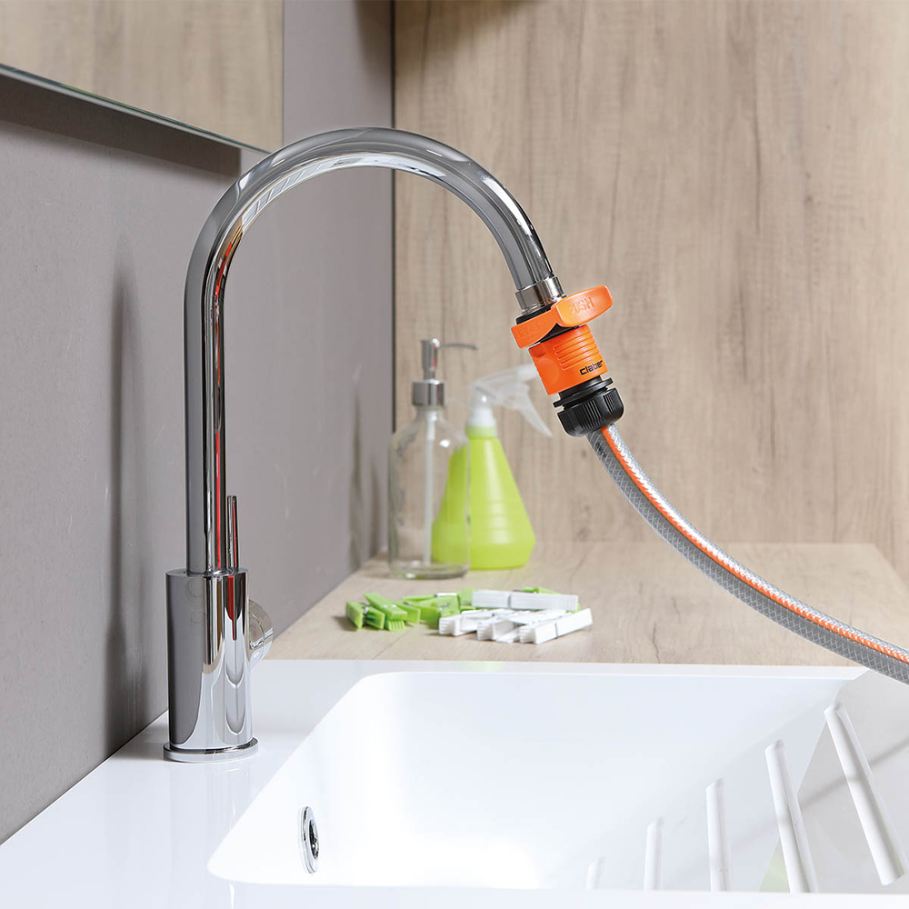 3/4" vandhanestik til køkken eller badeværelse, let tilslutning med Quick-Click og hurtigfrigørelsesmekanisme.