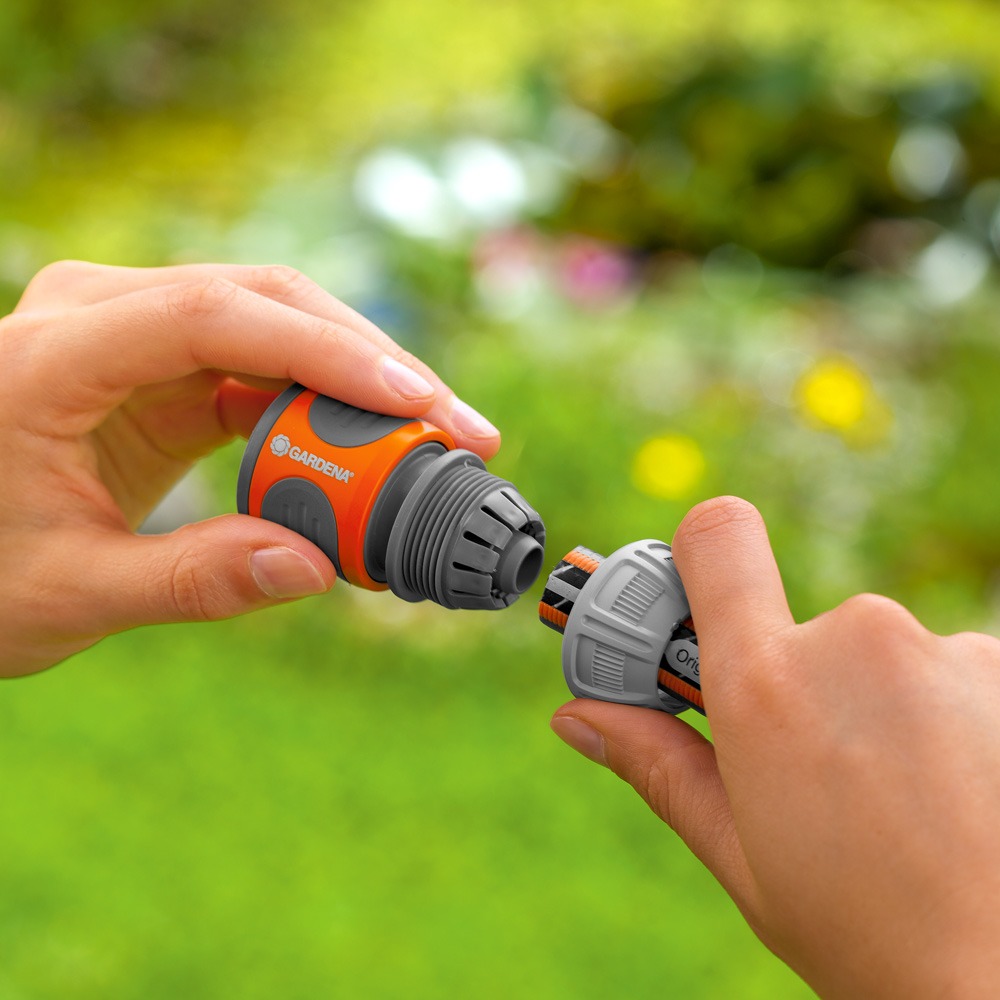Nærbillede af GARDENA slangekobling 1/2" sæt